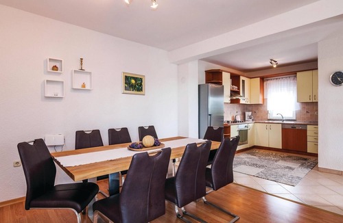Lisane Ostrovicke House | Nice home in Lisane Ostrovicke