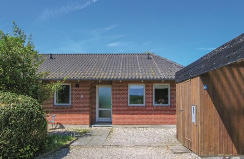 Humble House | Nice home in Humble with kitchen