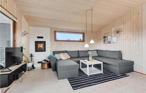 Østerskov House | Nice Home In Humble With Wifi