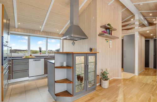 Hvide Sande House | Nice home in Hvide Sande with sauna