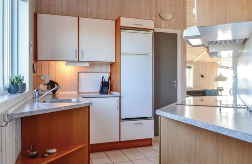 Bjerregard Strand House | Nice home in Hvide Sande with sauna