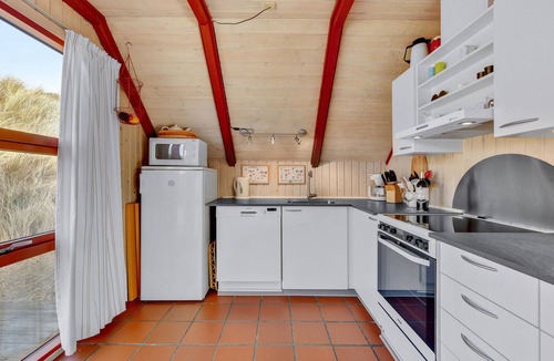 Hvide Sande House | Nice home in Hvide Sande with sauna