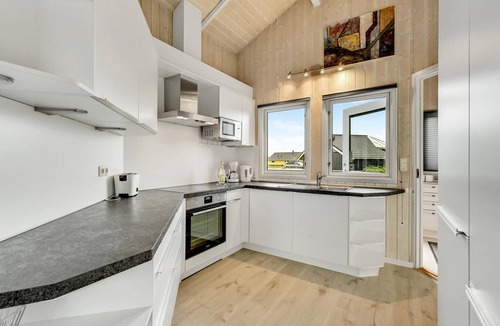 Hvide Sande House | Nice home in Hvide Sande with sauna