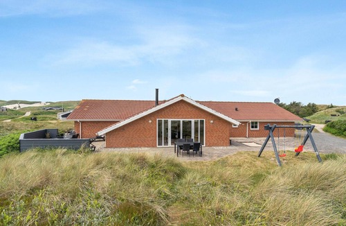 Argab House | Nice home in Hvide Sande with sauna