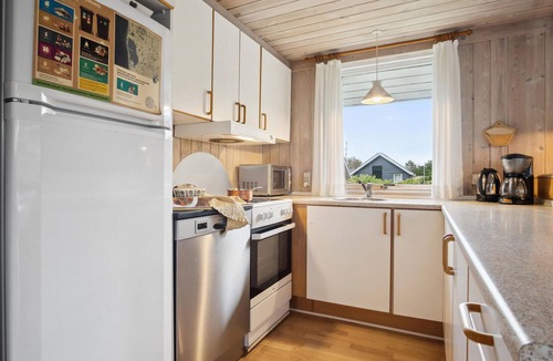 Bjerregaard House | Nice home in Hvide Sande with sauna