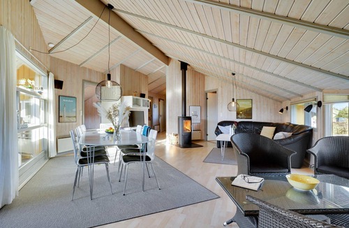 Hvide Sande House | Nice home in Hvide Sande with sauna