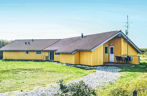 Hvide Sande House | Nice home in Hvide Sande with sauna