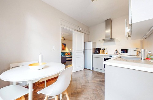 Jaulgonne House | Nice home in Jaulgonne with house sea view