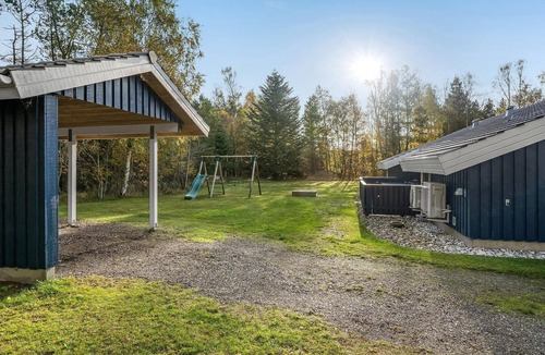 Jerup House | Nice home in Jerup with kitchen