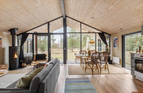 Bratten Strand House | Nice home in Jerup with WiFi