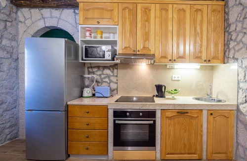 Kamenmost House | Nice home in Kamenmost