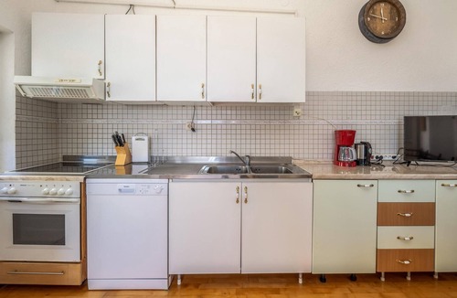Klenovica House | Nice home in Klenovica with WiFi