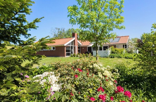 Knebel House | Nice home in Knebel with sauna