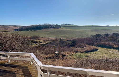 Skødshoved Strand House | Nice home in Knebel with WiFi