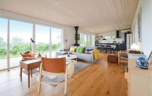 Knebel House | Nice Home In Knebel With House Sea View