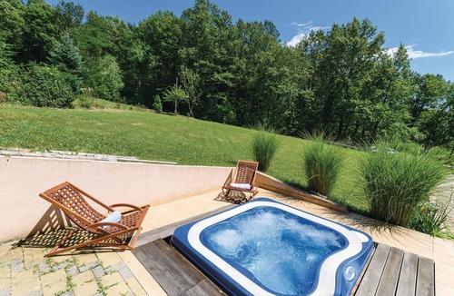 Krasic House | Nice home in Krasic with sauna