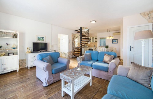 Kremena House | Nice home in Kremena with sauna