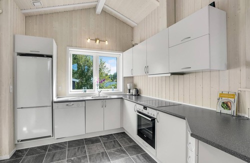 Trend House | Nice home in Løgstør with WiFi