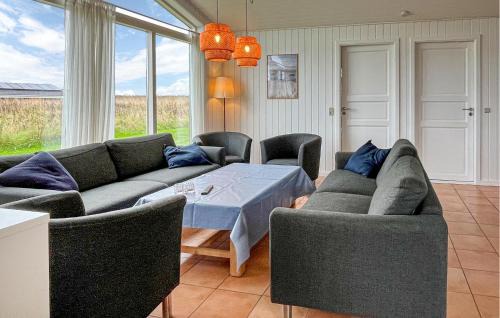 Nr. Lyngby Strand House | Nice Home In Løkken With Kitchen