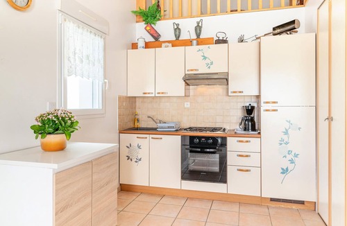 La Faute-sur-Mer House | Nice home in La Faute sur Mer with WiFi