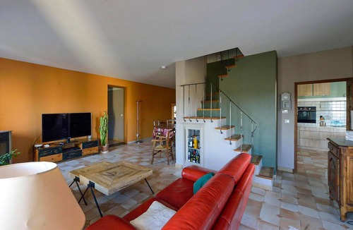 Lancon-Provence House | Nice home in Lançon-Provence