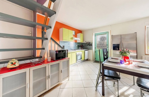 Le Ferre House | Nice home in Le Ferré with WiFi