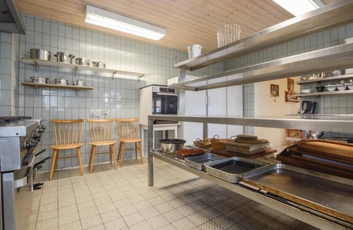 Mandoe House | Nice home in Lintrup with sauna