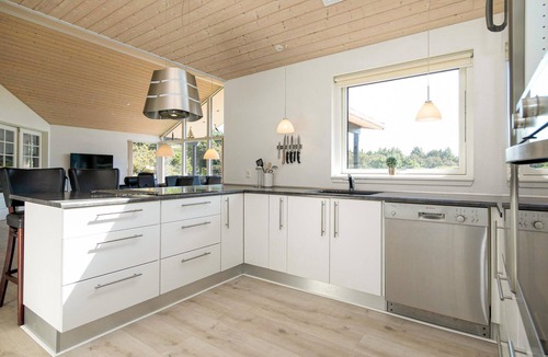 Lokken House | Nice home in Løkken with sauna