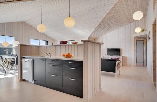 Grønhøj House | Nice home in Løkken with sauna