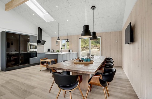 Grønhøj House | Nice home in Løkken with sauna