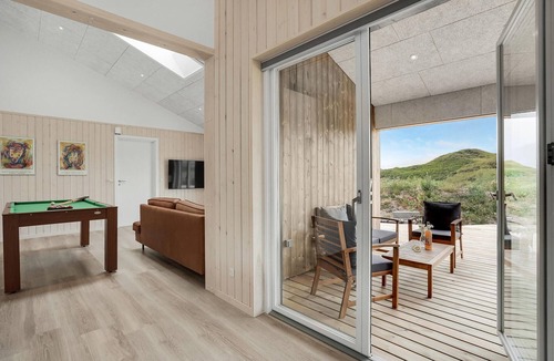 Grønhøj House | Nice home in Løkken with sauna