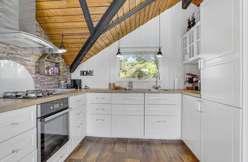 Grønhøj House | Nice home in Løkken with kitchen