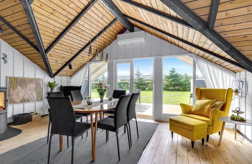 Grønhøj House | Nice home in Løkken with kitchen