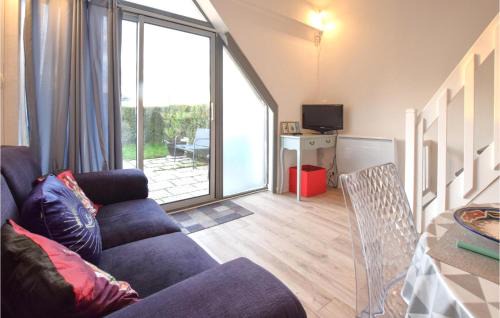 Montmartin-sur-Mer House | Nice Home In Montmartin-Sur-Mer