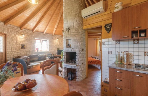Manjadvorci House | Nice home in Manjadvorci