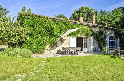Saint-Ferme House | Nice home in Monsegur