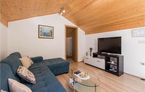 Golovik House | Nice Home In Moscenicka Draga