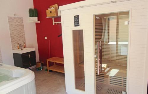 Narbonne House | Nice Home In Narbonne With Sauna