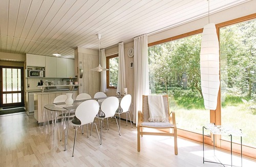 Spidsegard House | Nice home in Nexø with sauna