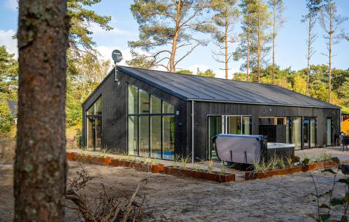 Bedegaard House | Nice Home In Nexø With Sauna