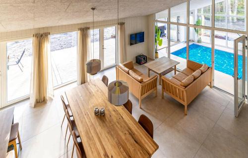 Bedegaard House | Nice Home In Nexø With Sauna