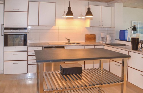 Lonne Hede House | Nice home in Nørre Nebel with WiFi