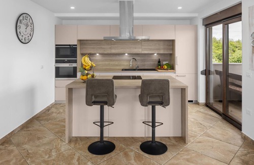 Nova Vas House | Nice home in Nova Vas