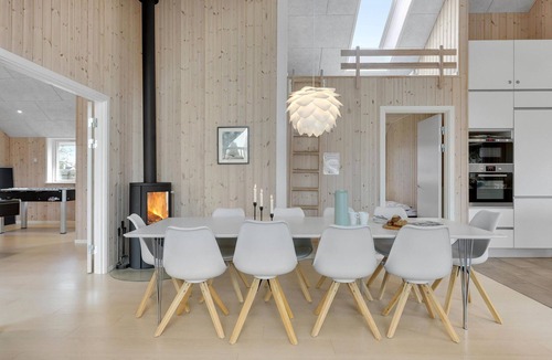 Saksild Strand House | Nice home in Odder with kitchen