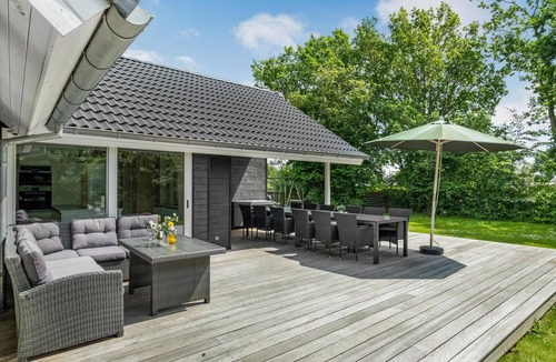 Saksild Strand House | Nice home in Odder with kitchen