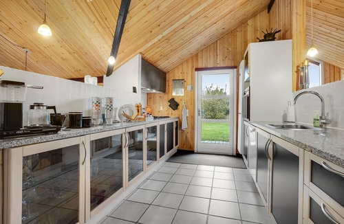 Jegum House | Nice home in Oksbøl with sauna