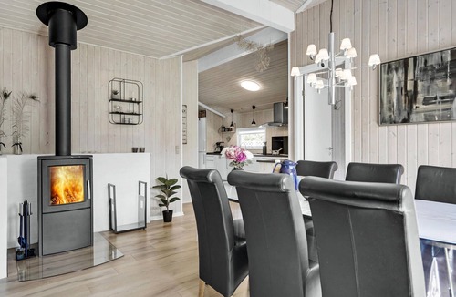 Jegum House | Nice home in Oksbøl with WiFi