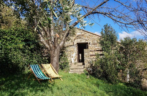 Olargues House | Nice home in Olargues with house a mountain view