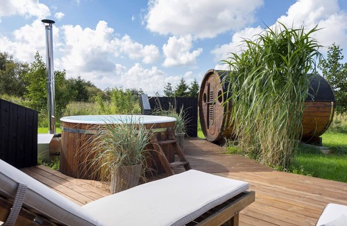 Sillerslev House | Nice home in øster assels with sauna