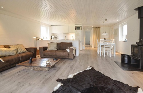 Sillerslev House | Nice home in øster assels with WiFi